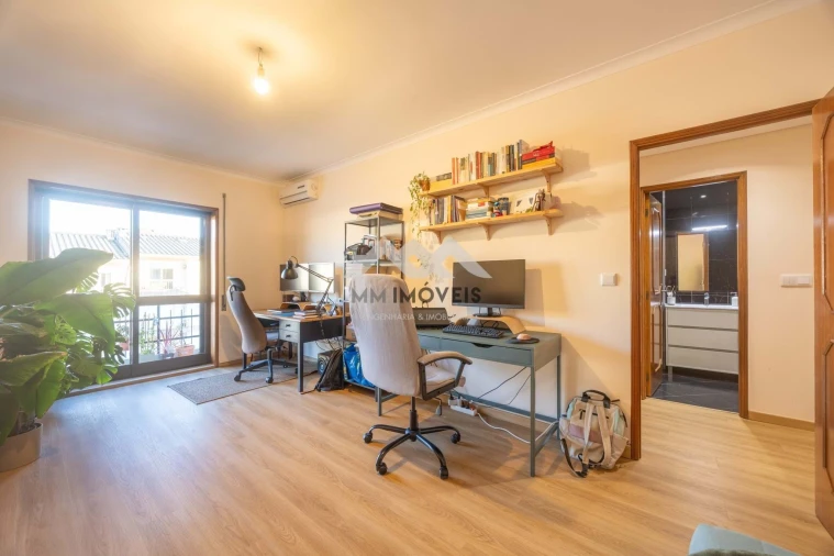 Apartamento T2 para Venda em Rio Tinto Foto 17