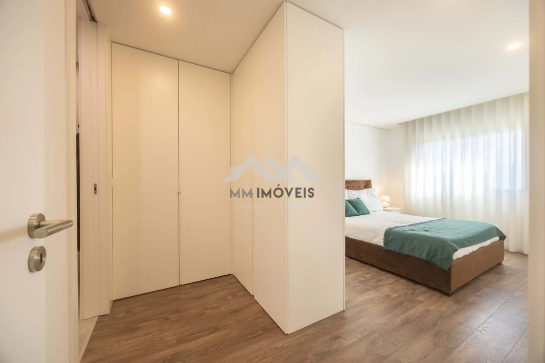 Apartamento T2 para Venda em Moreira Foto 35