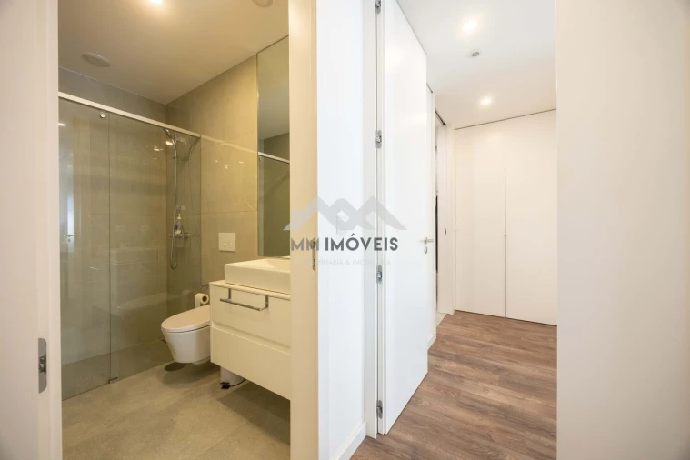 Apartamento T2 para Venda em Moreira Foto 20