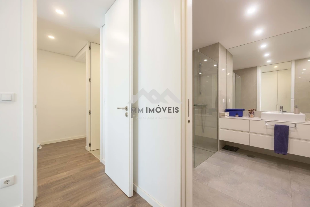 Apartamento T2 para Venda em Moreira Foto 39