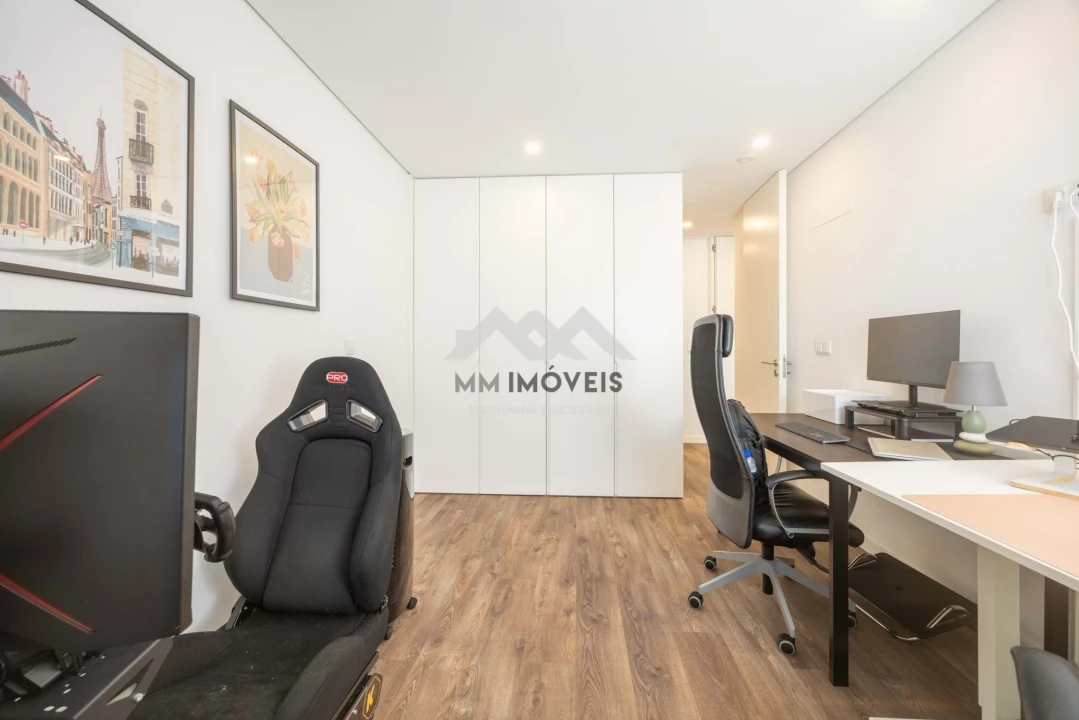 Apartamento T2 para Venda em Moreira Foto 21
