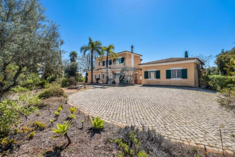 Moradia T4 para Venda em Olhão Foto 37