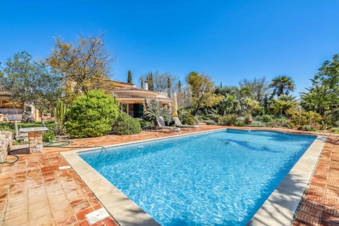 Moradia T4 para Venda em Olhão Foto 2