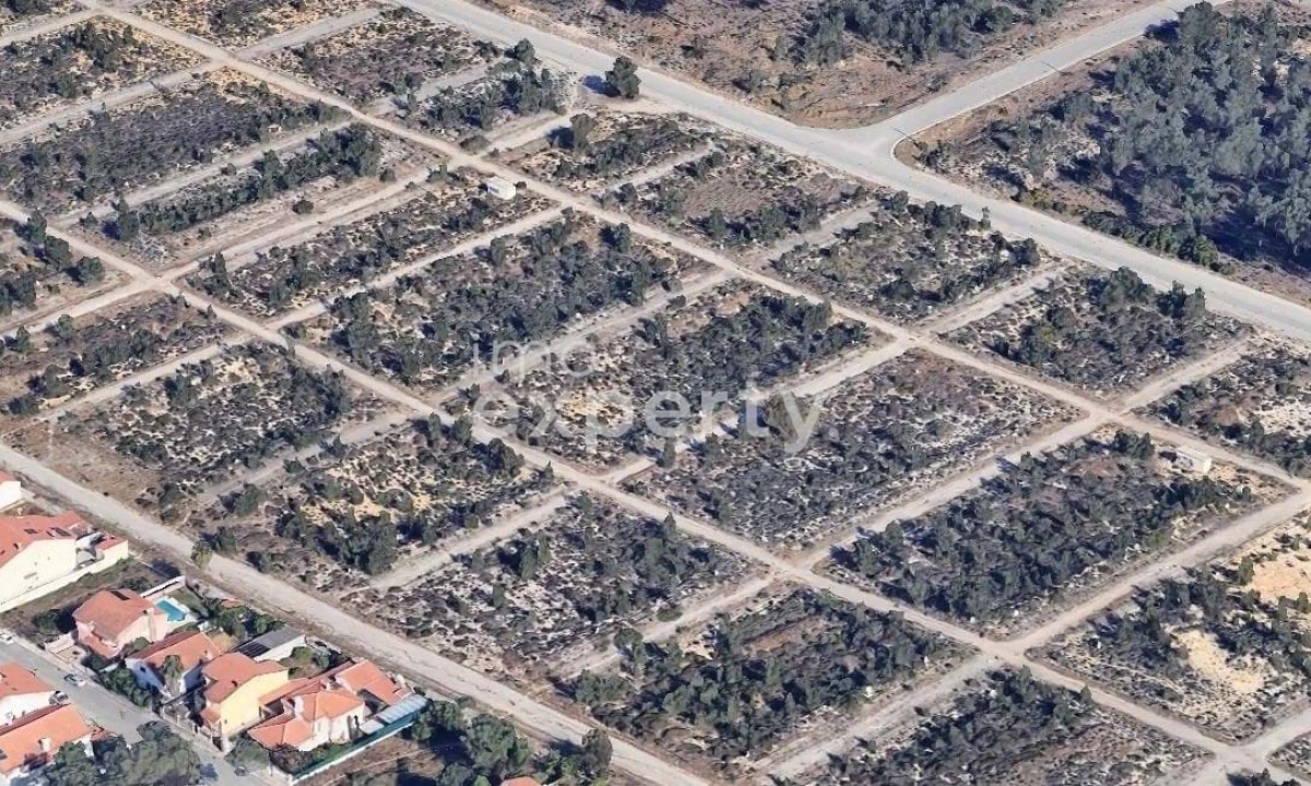Terreno para Venda em Quinta do Conde Foto 3