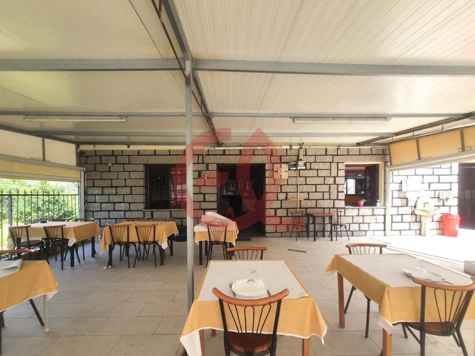 Negócio para Venda em Arcozelo Foto 4