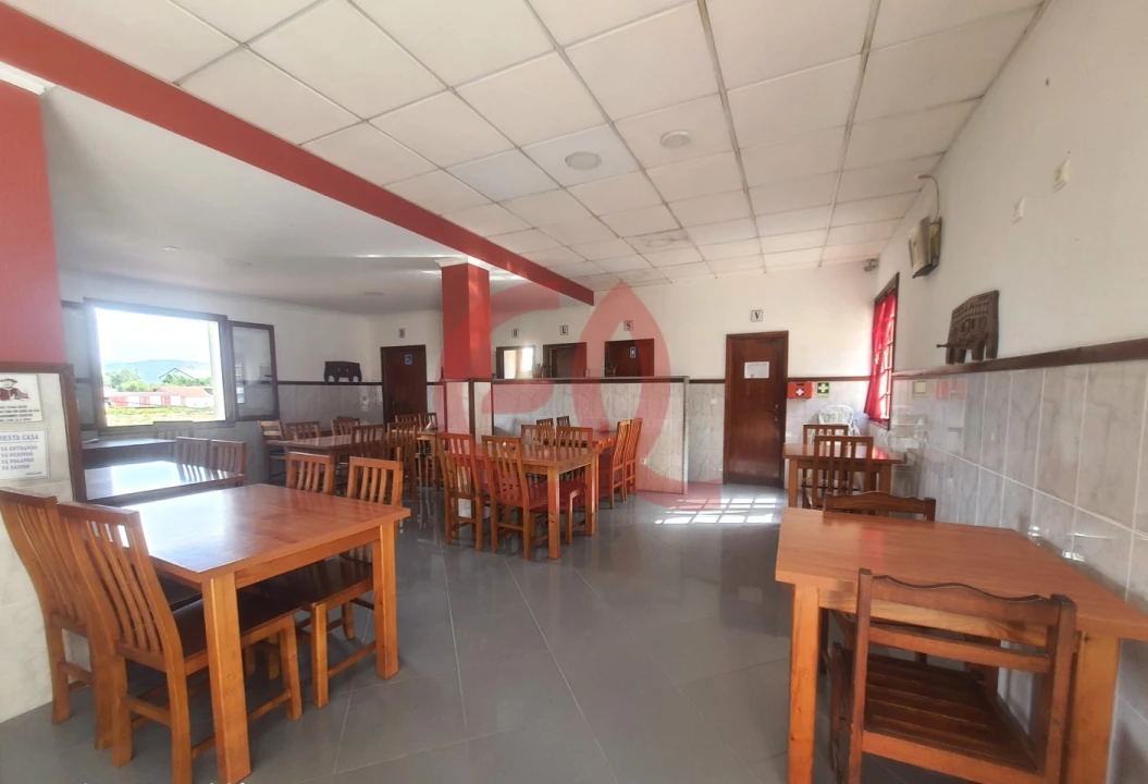 Negócio para Venda em Arcozelo Foto 6