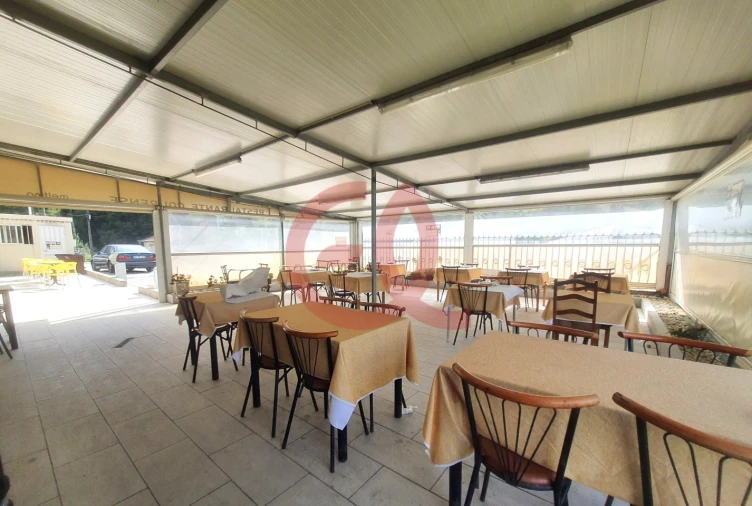 Negócio para Venda em Arcozelo Foto 3