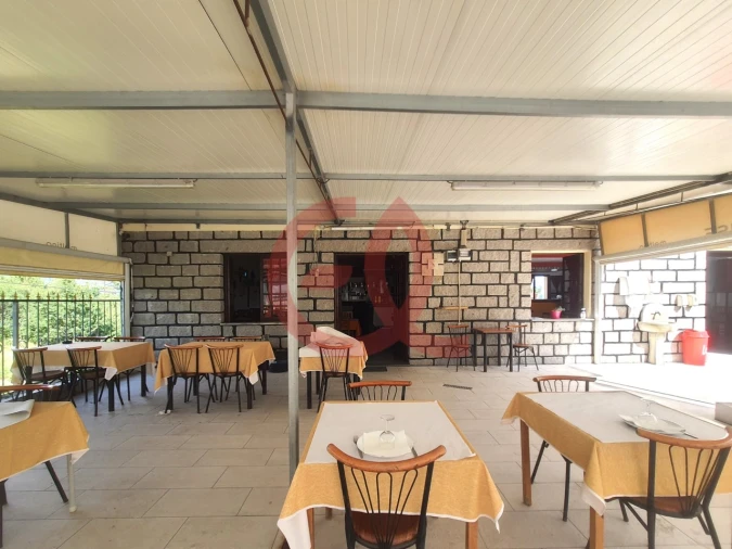 Negócio para Venda em Arcozelo Foto 4