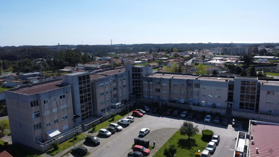 Apartamento T2 para Venda em Rio Meão Foto 2