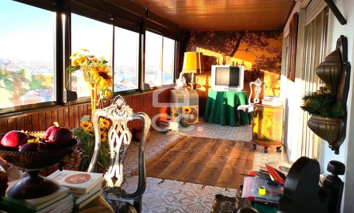 Apartamento T4 para Venda em Almada, Cova da Piedade, Pragal e Cacilhas Foto 42