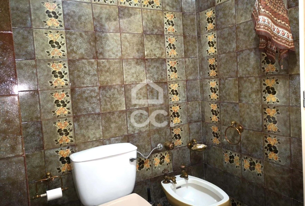 Apartamento T4 para Venda em Almada, Cova da Piedade, Pragal e Cacilhas Foto 12