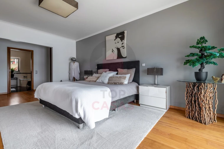 Moradia T5 para Venda em Nadadouro Foto 30