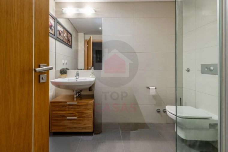 Moradia T5 para Venda em Nadadouro Foto 35