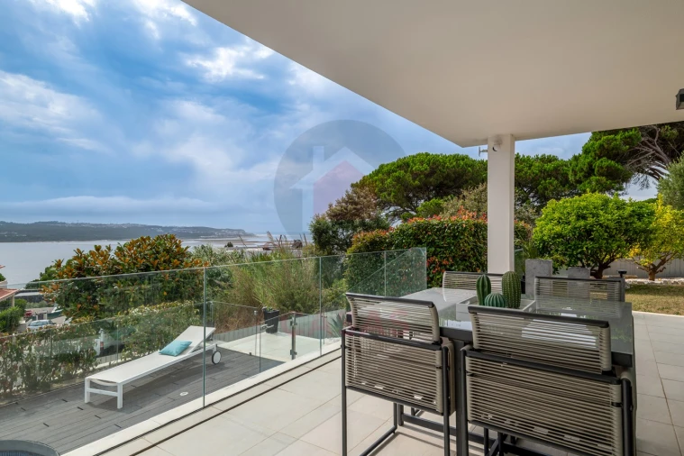 Moradia T5 para Venda em Nadadouro Foto 40