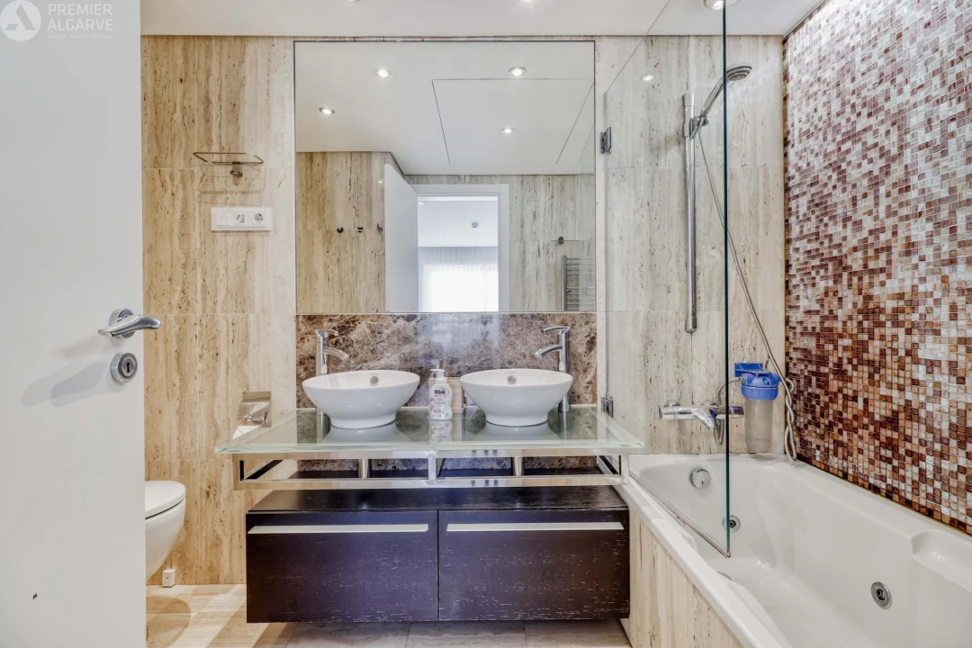 Apartamento T2 para Venda em Quarteira Foto 18