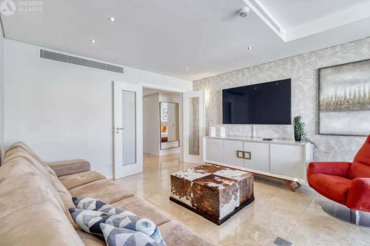 Apartamento T2 para Venda em Quarteira Foto 5