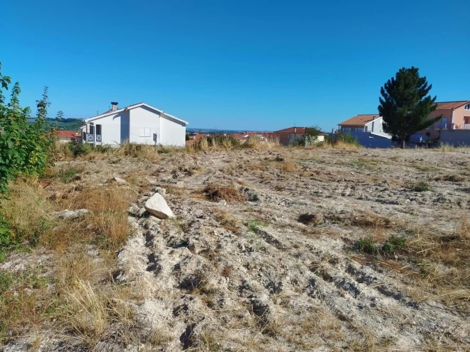Terreno para Venda em Carrazeda de Ansiães Foto 2