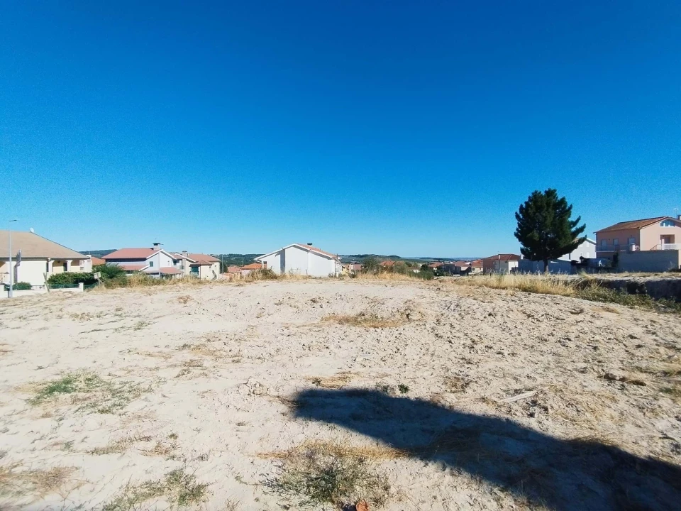 Terreno para Venda em Carrazeda de Ansiães Foto 3