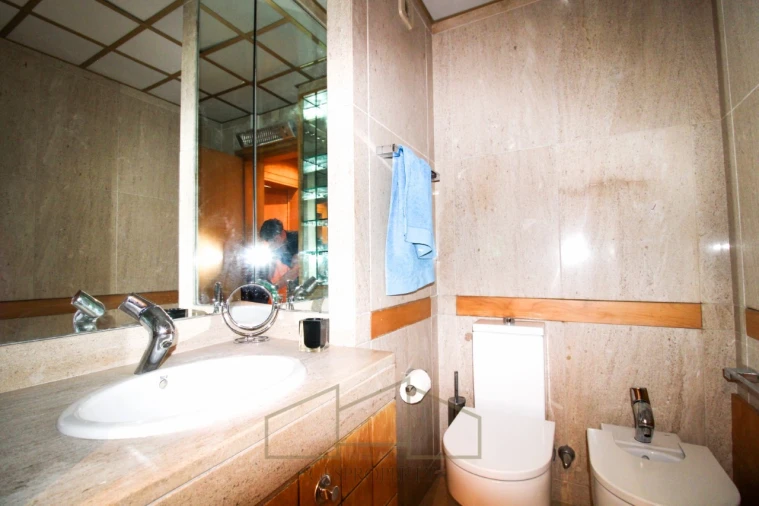 Apartamento T4 para Venda em Campo de Ourique Foto 21