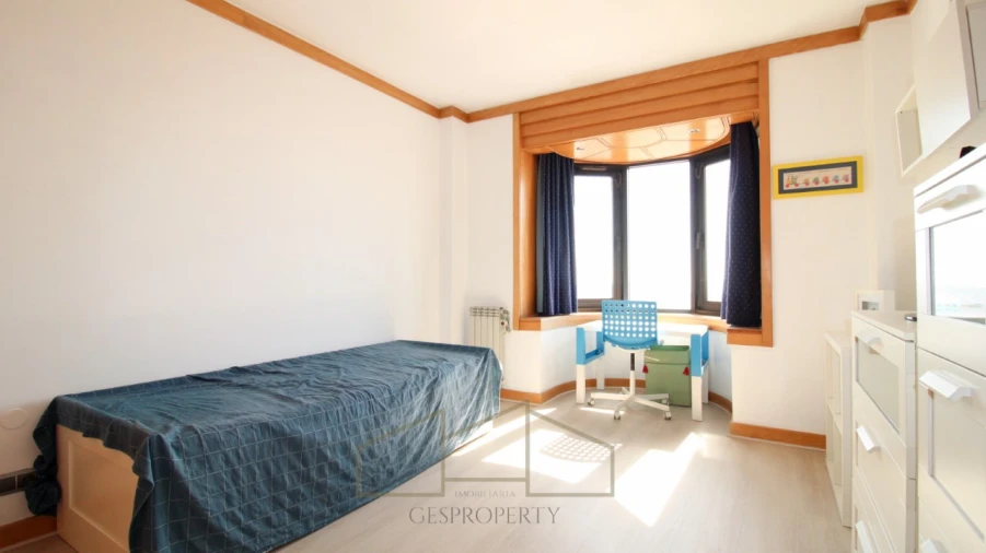 Apartamento T4 para Venda em Campo de Ourique Foto 22