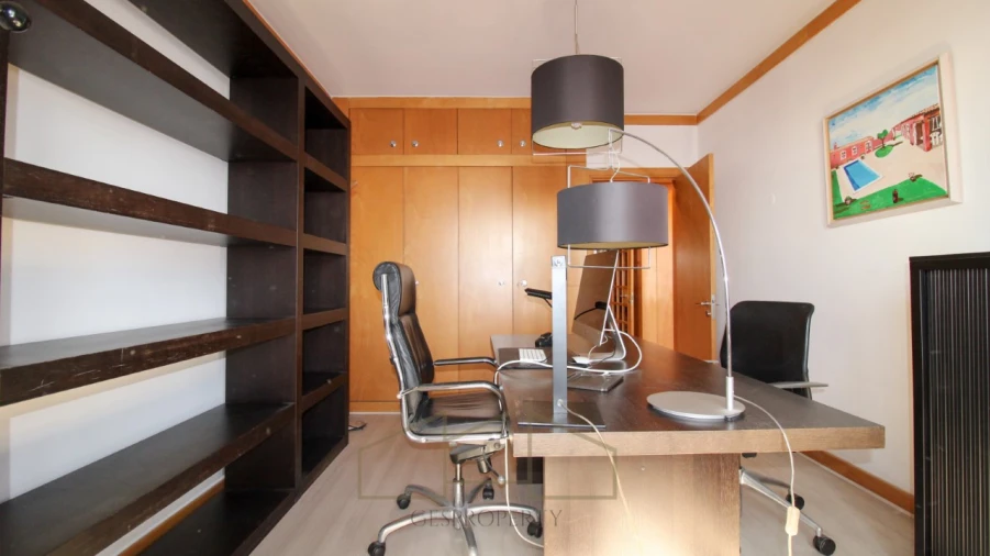 Apartamento T4 para Venda em Campo de Ourique Foto 24