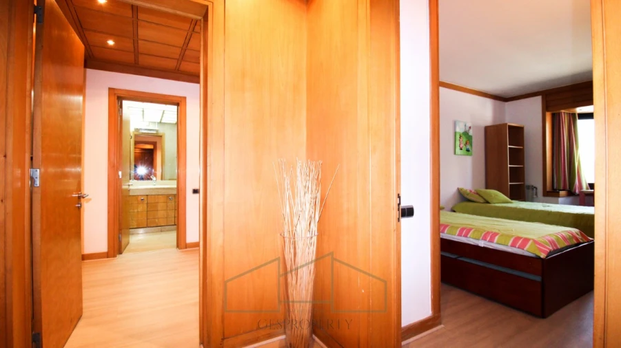 Apartamento T4 para Venda em Campo de Ourique Foto 27