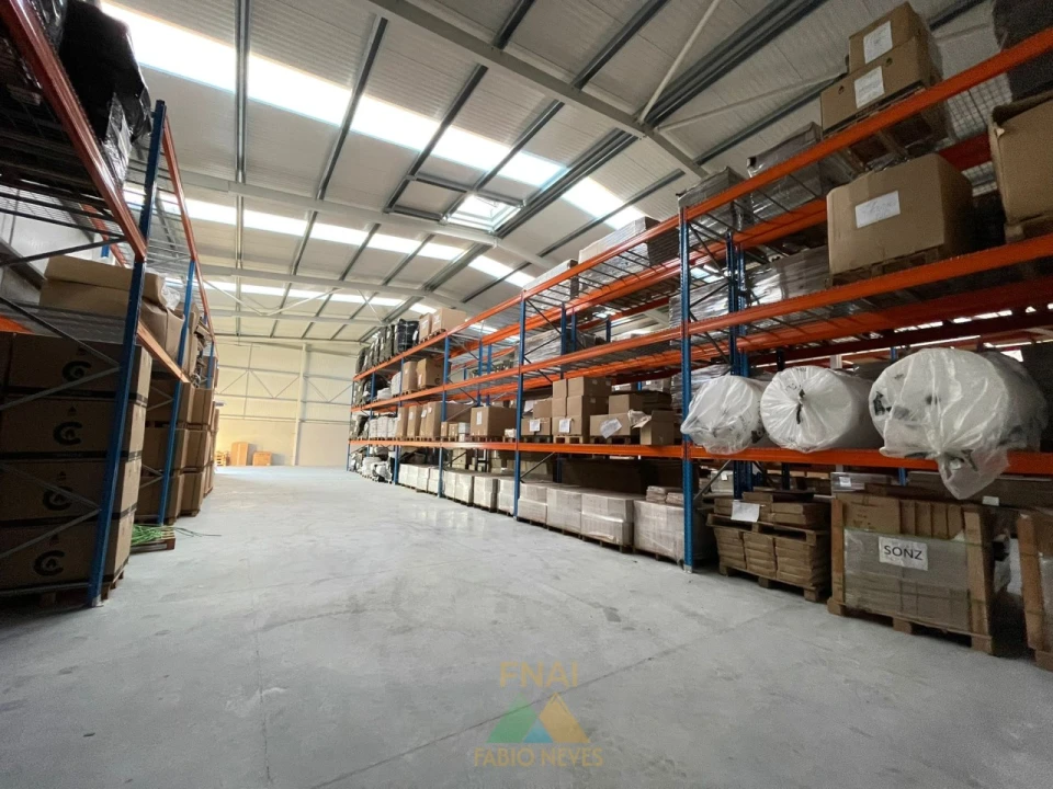 Armazém para Arrendamento em Fornelos e Queijada Foto 16