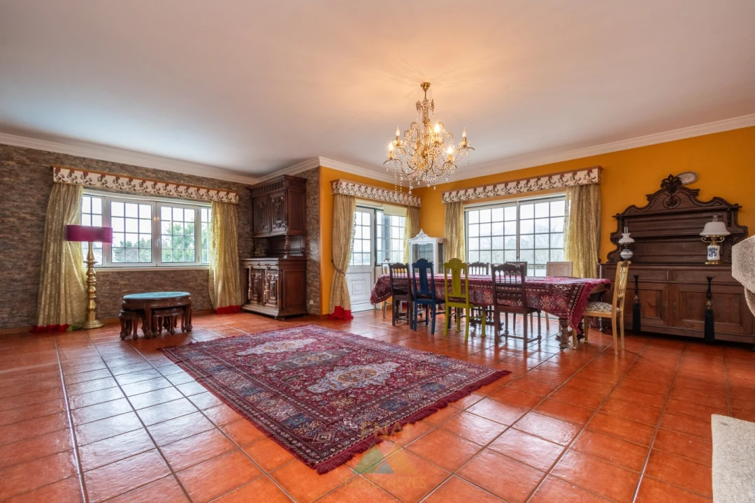 Moradia T5 para Venda em Ribeira Foto 29