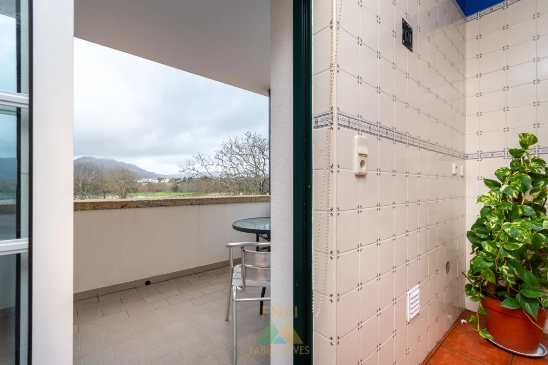 Moradia T5 para Venda em Ribeira Foto 43