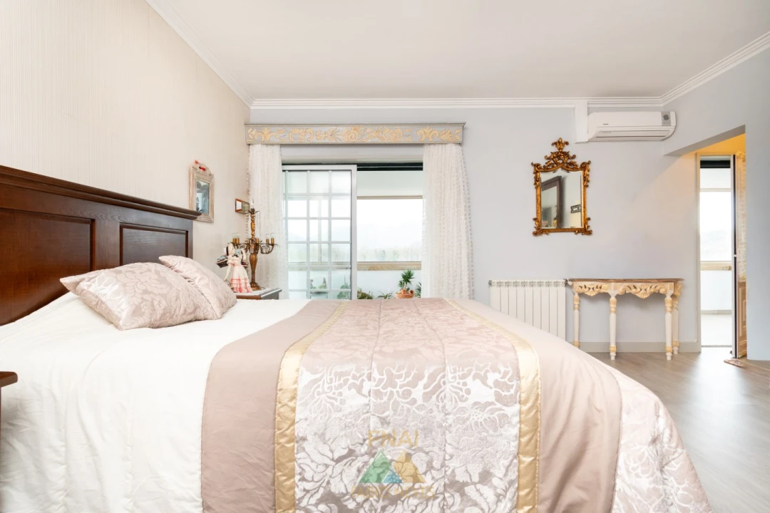 Moradia T5 para Venda em Ribeira Foto 60