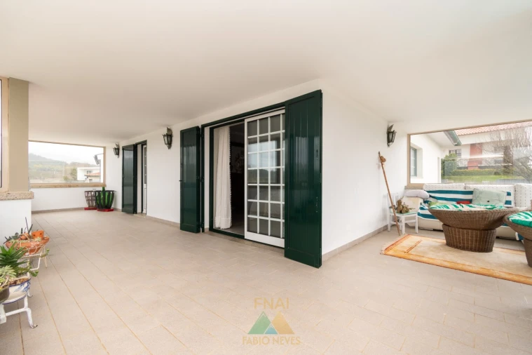 Moradia T5 para Venda em Ribeira Foto 20