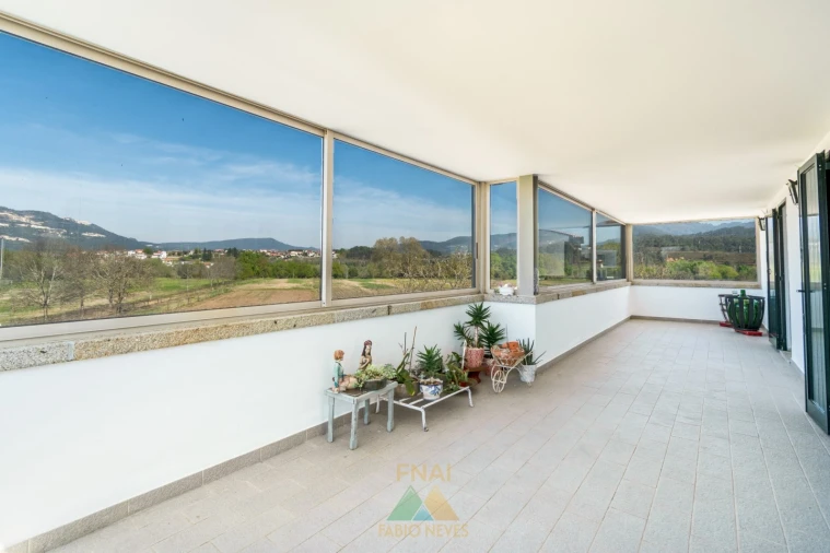 Moradia T5 para Venda em Ribeira Foto 24