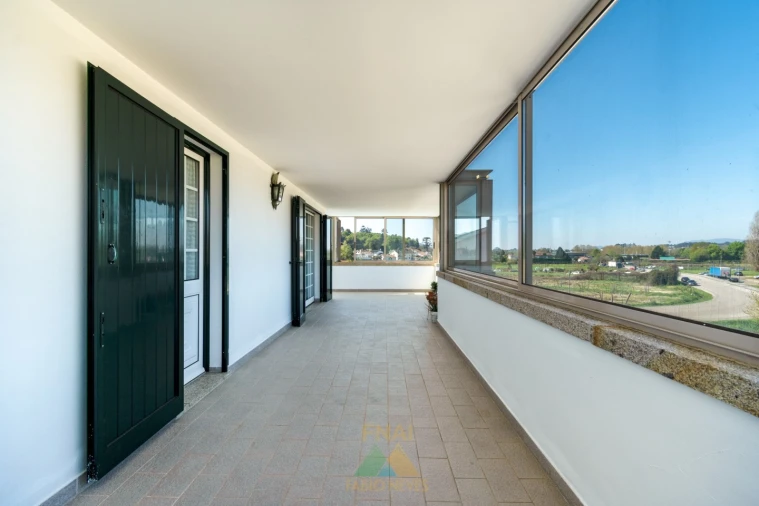 Moradia T5 para Venda em Ribeira Foto 22