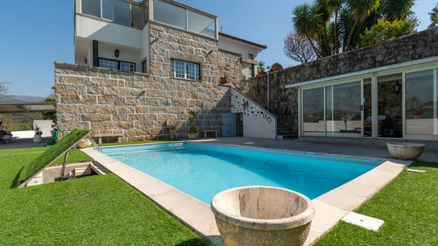 Moradia T5 para Venda em Ribeira