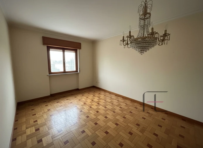 Moradia T5 para Venda em Rio Tinto Foto 26