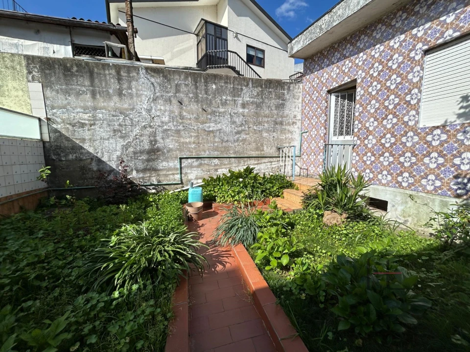 Moradia T5 para Venda em Rio Tinto Foto 16