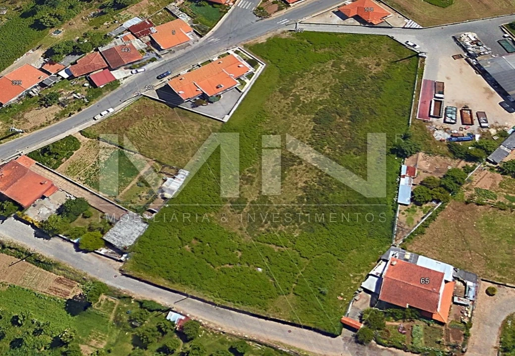 Terreno para Venda em Foz do Sousa e Covelo Foto 2