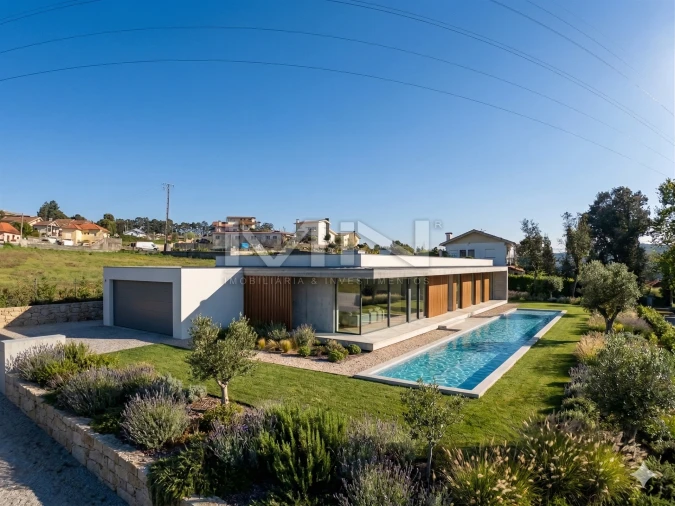 Terreno para Venda em Foz do Sousa e Covelo