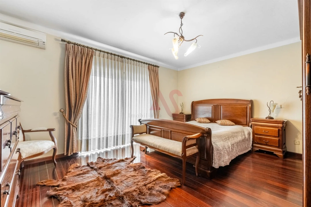 Prédio para Venda em Roriz Foto 30