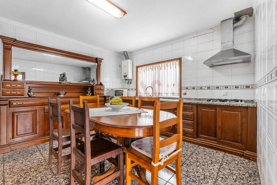 Prédio para Venda em Roriz Foto 25