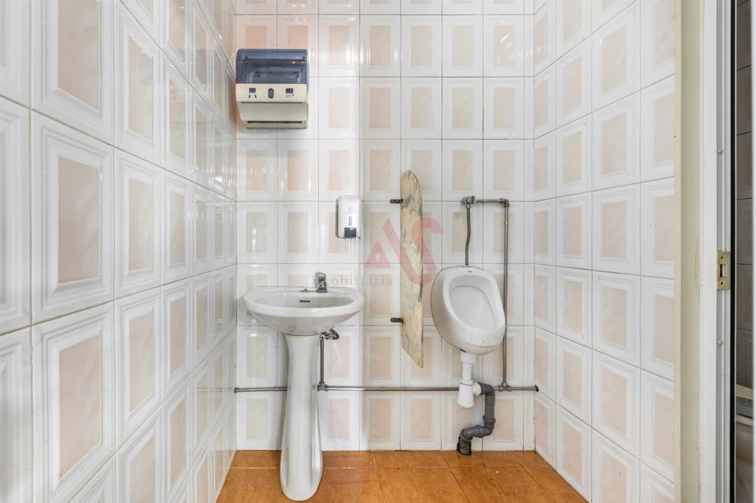 Prédio para Venda em Roriz Foto 22