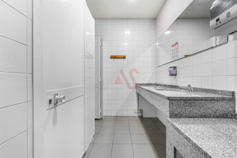 Prédio para Venda em Roriz Foto 17