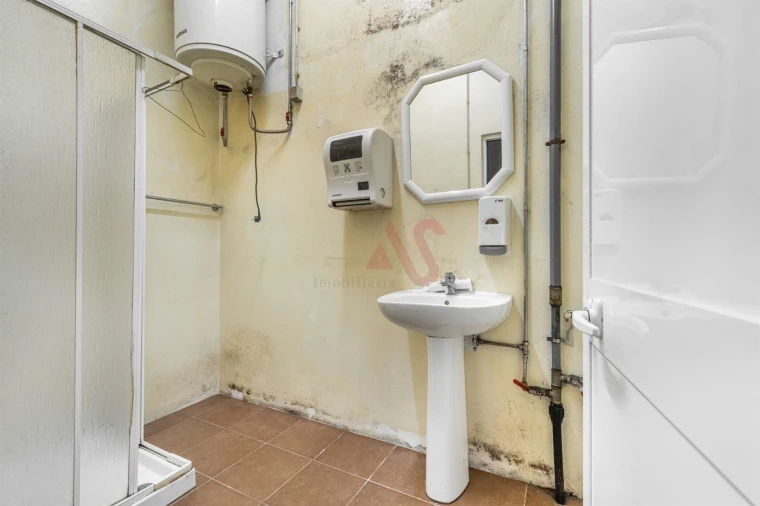 Prédio para Venda em Roriz Foto 21