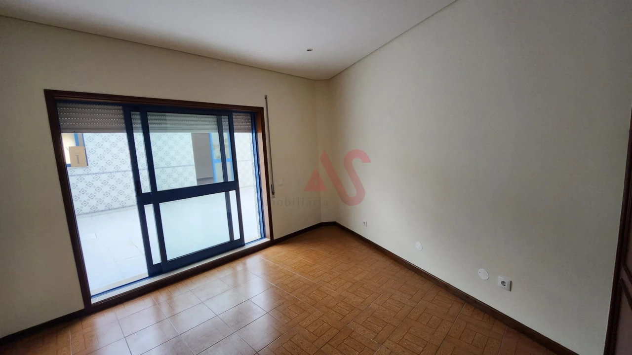 Apartamento T3 para Venda em Reguenga Foto 10