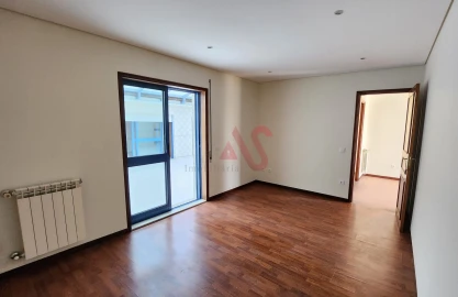 Apartamento T3 para Venda em Santo Tirso, Couto (Santa Cristina e São Miguel) e Burgães