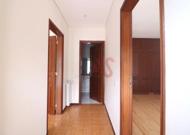 Apartamento T3 para Venda em Santo Tirso, Couto (Santa Cristina e São Miguel) e Burgães