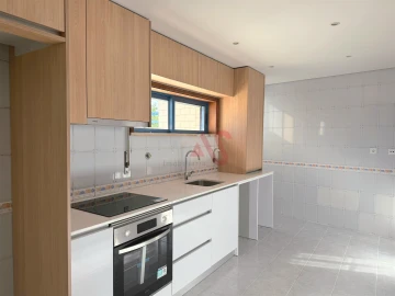 Apartamento T3 para Venda em Santo Tirso, Couto (Santa Cristina e São Miguel) e Burgães