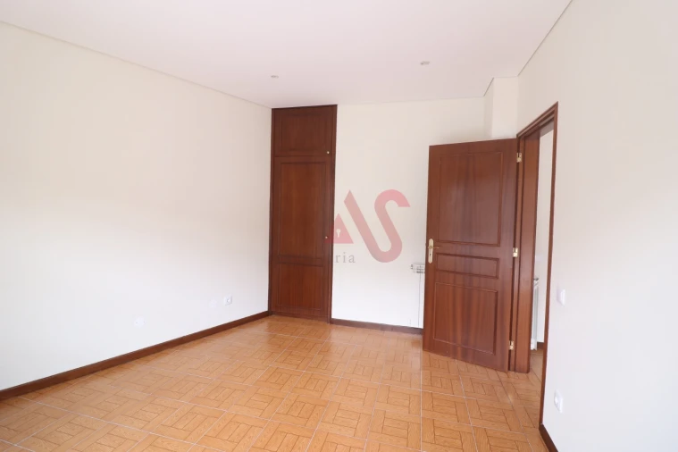 Apartamento T3 para Venda em Santo Tirso, Couto (Santa Cristina e São Miguel) e Burgães Foto 10