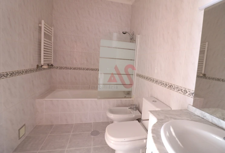 Apartamento T3 para Venda em Santo Tirso, Couto (Santa Cristina e São Miguel) e Burgães Foto 12