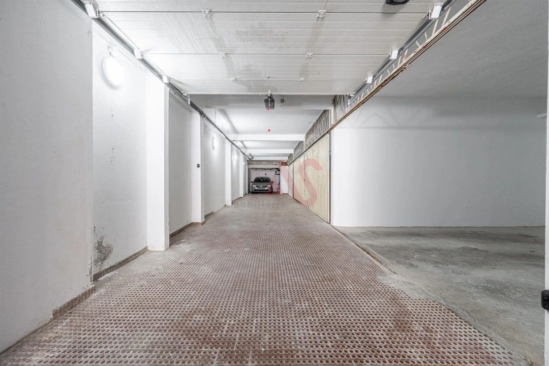 Garagem para Venda em Póvoa de Varzim, Beiriz e Argivai Foto 2